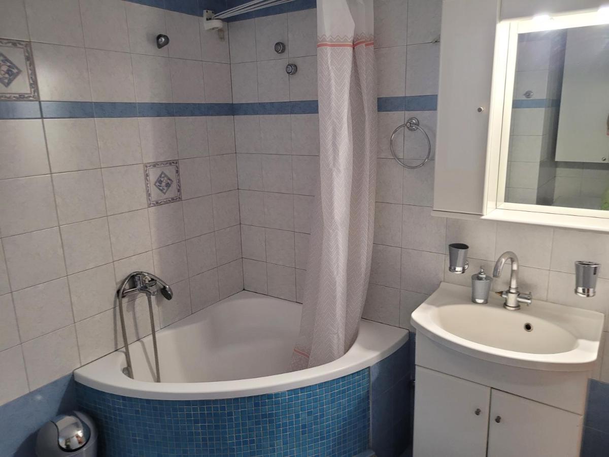 City Center Apartment อาร์ตา ภายนอก รูปภาพ